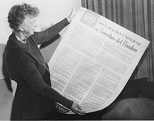 Eleanor Roosevelt z Powszechną deklaracją praw człowieka